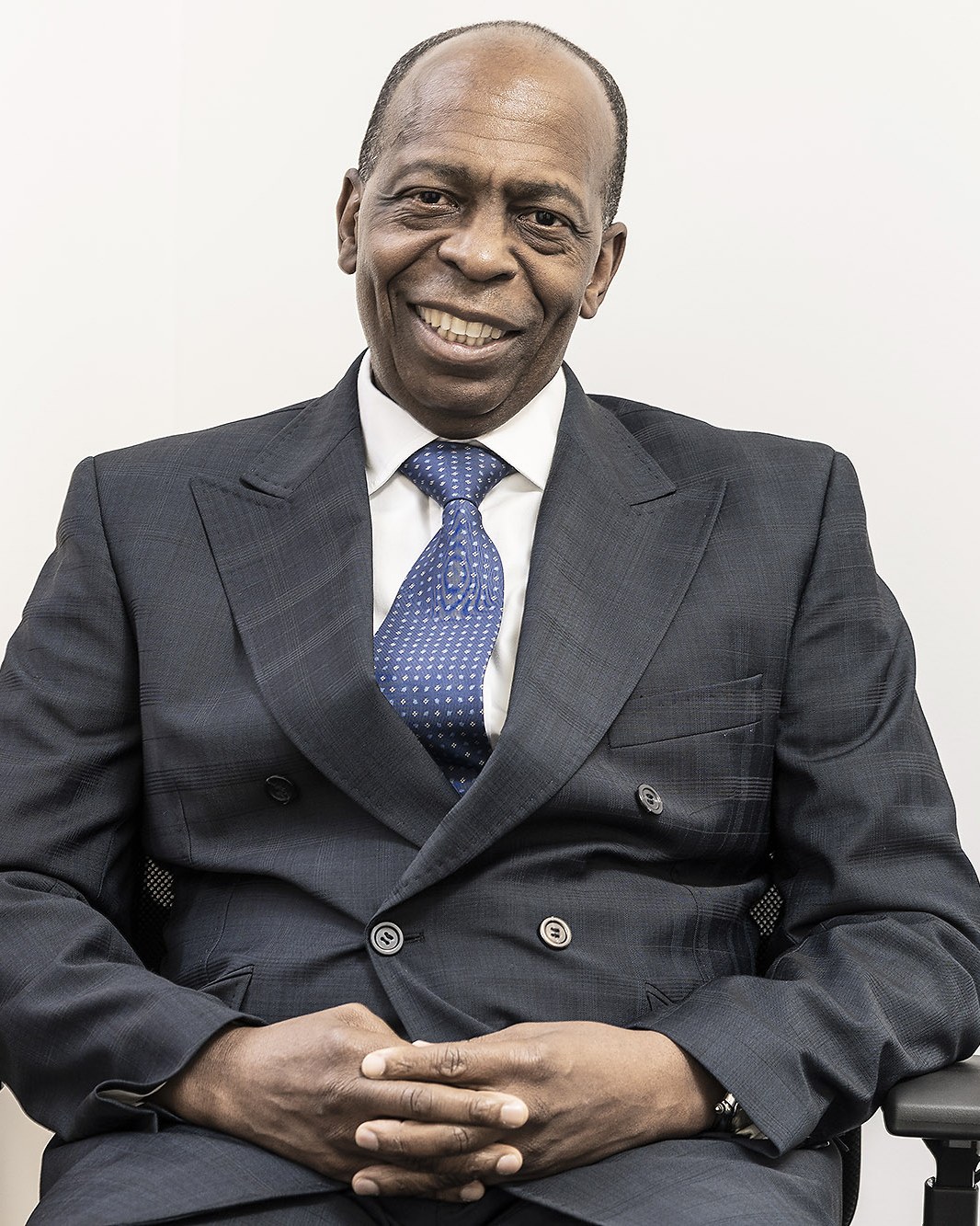 Dr Clifford Frank